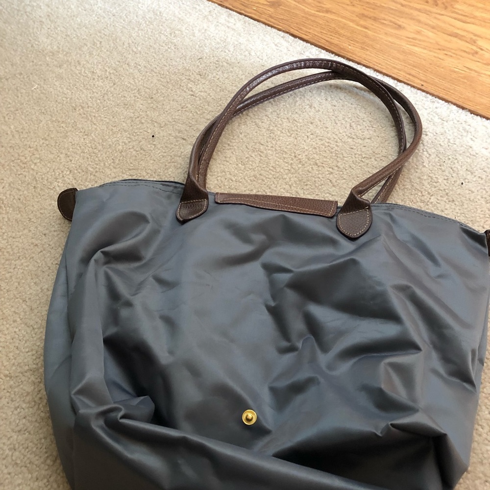 Grey purse - Picture 2 of 3